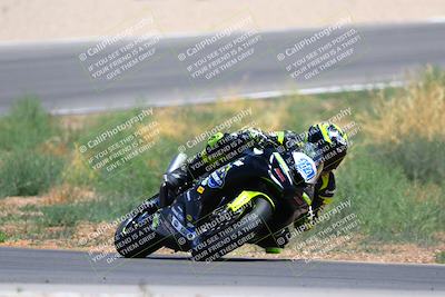 media/Apr-30-2023-CRA (Sun) [[020fcf5d43]]/Race 2-600 Expert Supersport/